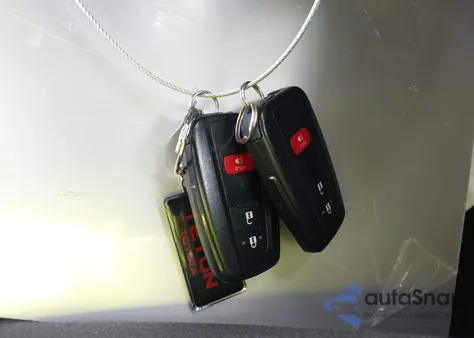 2021 Toyota Rav4 Xle из США, поврежденный, VIN 2T3P1RFV9MC214605